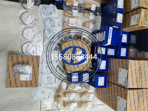 珀金斯1204EA-E44TTA發(fā)動機(jī)總成與零配件：工程機(jī)械的動力心臟