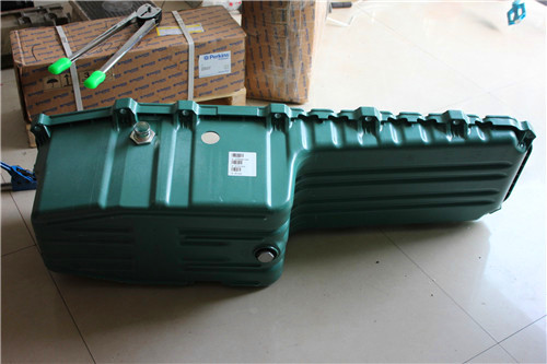 沃爾沃柴油發(fā)動(dòng)機(jī)機(jī)油泵零部件1556177